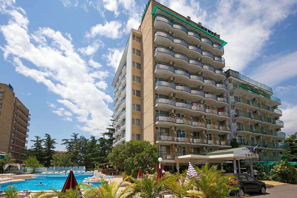 Hotel Yantra Napospart Kültér fotó