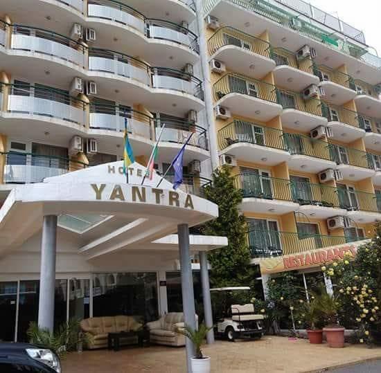Hotel Yantra Napospart Kültér fotó