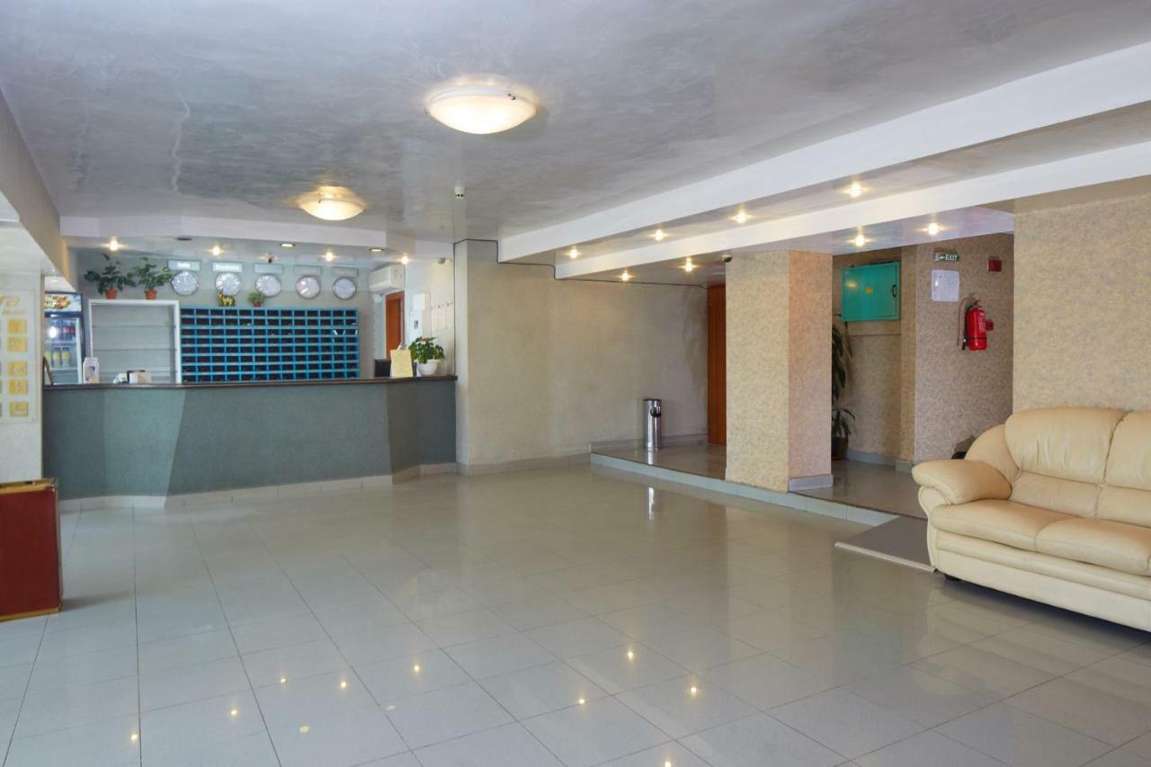 Hotel Yantra Napospart Kültér fotó