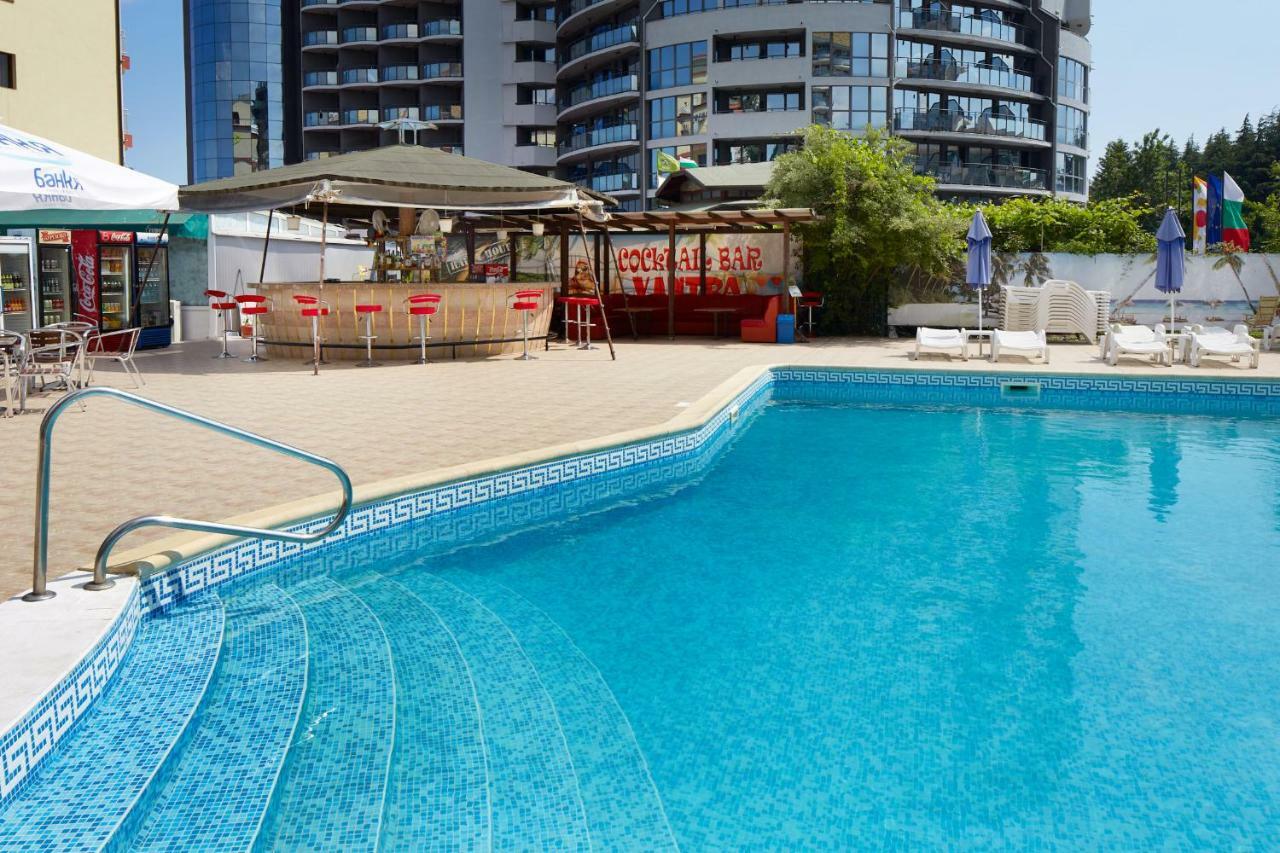 Hotel Yantra Napospart Kültér fotó