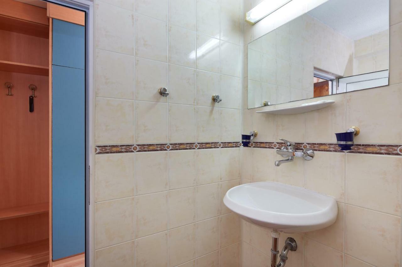 Hotel Yantra Napospart Kültér fotó